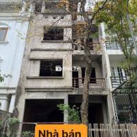 CẦN BÁN NHÀ BIỆT THỰ LIỀN KỀ THẠCH BÀN LONG BIÊN HÀ NỘI.