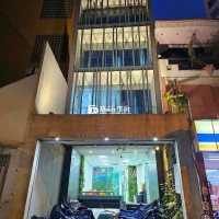 Cho thuê nhà MT Lạc Long Quân, P.11, Q.TB, DT: 6x25m, Hầm Trệt 3 Lầu