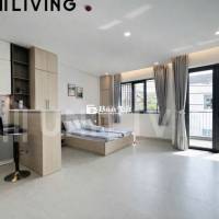 Căn hộ tách bếp Ban công Full NT sau Mega Market gần Cầu SG Trần Não