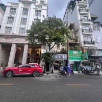 Cần bán 2 toà nhà cao ốc văn phòng mặt phố Đại Cồ Việt, Hà Nội