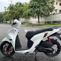 Xe tay ga Velia 50cc 2025 Trắng