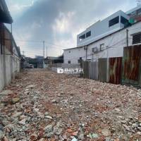 Cần bán nhanh lô đất MT đường Phan Văn Đối, SHR, 300m2, giá 15,2 tỷ.