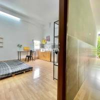 TRỐNG LẠI CĂN STUDIO CỬA SỔ GẦN SÂN BAY