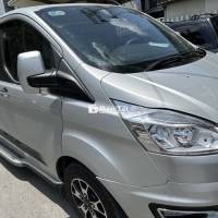 Ford Tourneo Trend 2019, bảo hành 2027 vay 75%