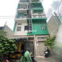 Cho thuê nhà 15p 15WC MT Lê Văn Phan Q.Tân Phú . 5x22m 4L Giá 50tr/th