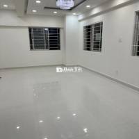 Bán căn 3pn 3wc PHÚ MỸ THUẬN, tầng trệt (duplex). Giá bán: 4.9 tỷ