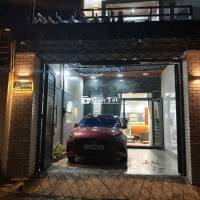 Nhà Phú Hòa khu 8 trệt lầu Full nội thất.cách Đại Học thủ dầu một 800m