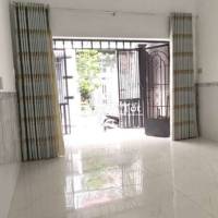 Gấp bán . Nhà hẻm xe hơi 52m2 đất . 3 phòng . Chỉ 3,9 tỷ