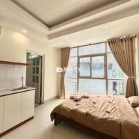 CHO THUÊ STUDIO FULL NT- KHU BẠCH ĐẰNG- THANG MÁY- CỬA SỔ TRỜI LỚN