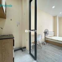 Mới 100%! Thang Máy - Hầm Xe - 1PN - Tách Bếp - Full Nội Thất - Quận 3