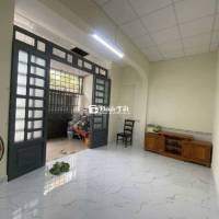 nha 2pn 2wc , có 1may lạnh gần bv q12