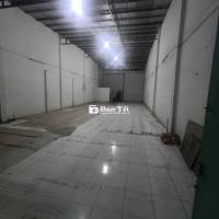 kho 200m2 KDC Bình Phú mới đẹp
