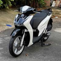 Honda SH 150i 2021 Trắng đen ( có góp nợ xấu )