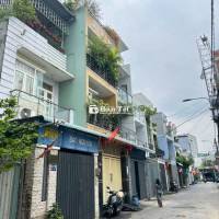 Nhà 68m2 trệt lầu tum sau lưng chợ Đầu Mối Thủ Đức đường Ngô Chí Quốc