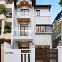 Cho Thuê Nhà Hầm Trệt 3 Lầu 6PN 5WC Full NT Giá 35TR