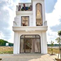 căn sang lại căn nhà 1 trệt 2 lầu giá 1 xx