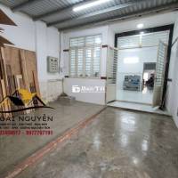 CHO THUÊ NHÀ + KHO 10x30 – PHAN VĂN HỚN, BÀ ĐIỂM - 10 TRIỆU/THÁNG