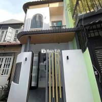 cho thuê nhà 2 lầu mới đẹp 368// ng văn lượng p16 GV 3 phòng ngủ 3wc