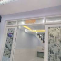 nhà bán kế bến xe Q8 