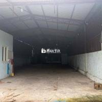 CHO THUÊ NHÀ XƯỞNG 400m2 MẶT TIỀN ĐƯỜNG, XE TẢI VÀO TỚI NƠI