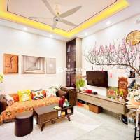 Cho thuê nhà nguyên căn Ngã Tư Canh 5 Tầng 4PN Mới Xây Full Đồ ở luôn