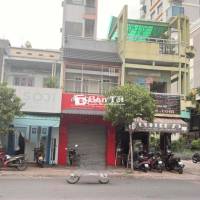 Khu kinh doanh Sầm uất, đường xe tấp nập ngày đêm