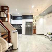 Hiếm! Hẻm ôtô Hoàng Hoa Thám 42m2 chỉ 6.4 tỷ, ngang khủng 7m - khu dân