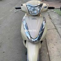 Honda Lead 2013 Vàng kem