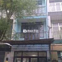 Cần Bán Gầp Nhà P ĐHT .DT 4 x17 .1 trệt 3 Lầu 4PN 4WS giá 6 tỷ TL