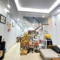 bán nhà 3 tầng núi thành