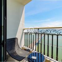 chính chủ gởi bán căn hộ cao cấp GOLDENBAY , 1PN , dòng tiền 7-10tr