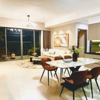 BÁN căn 114m2 nhà mới 100% view Quảng trường và Trung Tâm Hành Chính