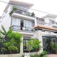 Phòng VIP (ở ghép 3 người) cách ĐH Tài chính - Marketing 800m, FPT 3km