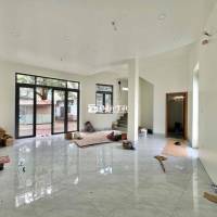 Cho Thuê Nhà nguyên căn Gần CĐ Công Thương, khu CNC Q9, ở được đông