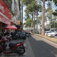 Cho thuê Nguyên căn nhà lầu 2 - Mặt tiền Trần Hưng Đạo, quận 1