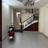 Cho thuê nhà nguyên căn 4x20m, 3PN, 4WC, full nội thất, hẻm xe hơi – N