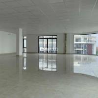 Căn góc Shophouse Nguyễn Thị Nhung 255m2 6 tầng vị trí trung tâm KĐT