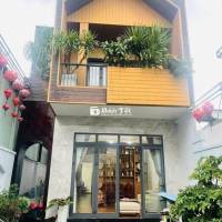 Kèo Thơm! Nhà lầu mới xây gần trạm thu phí P. Bửu Long. Chỉ 700 Triệu