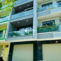 HOT! Nhà Nguyên Căn 100m², 5PN – Trung Tâm Quận PN, Giá Sốc