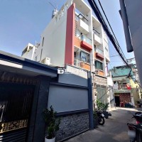 NHÀ HXH 3 LẦU LẠC LONG QUÂN P9
