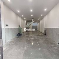 nhà mới đẹp 5 x 20 có 5pn 6wc sân thượng 