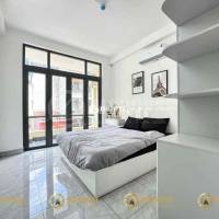 CHO THUÊ CĂN HỘ NGAY SÂN BAY 60M2 BANCON SIÊU THOÁNG