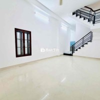 Hàng hiếm bán nhà 2 tầng 50m2 - Hẻm xe hơi khu Vip Phan Văn Trị