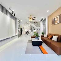 Đường 6m, Nhà 4 Tầng, DT: Ngang 4,6x13, Bình Trị Đông