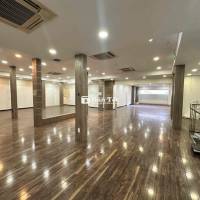 Showroom, Mặt Bằng 9mx20m, Quận 1,