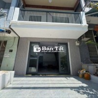 nhà mới đường 72 KDC Bình Phú 4x10 1 trệt 1 lầu