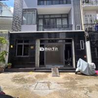 Độc quyền - Nhà đẹp 8x8m, 3 tầng HXH Kiều Đàm - Him Lam Q7 giá 10.8 tỷ