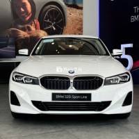 BMW 320i Sportline 2026 - Miễn phí 3 năm Bảo Dưỡng
