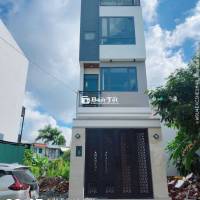 BÁN NHÀ 1 TRỆT 3 LẦU + SÂN THƯỢNG – SỔ SẴN.