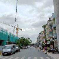 Nhà 4x16m, 5 tầng, đối diện CC Sky Wiew, KDC Bình Đăng, P.6